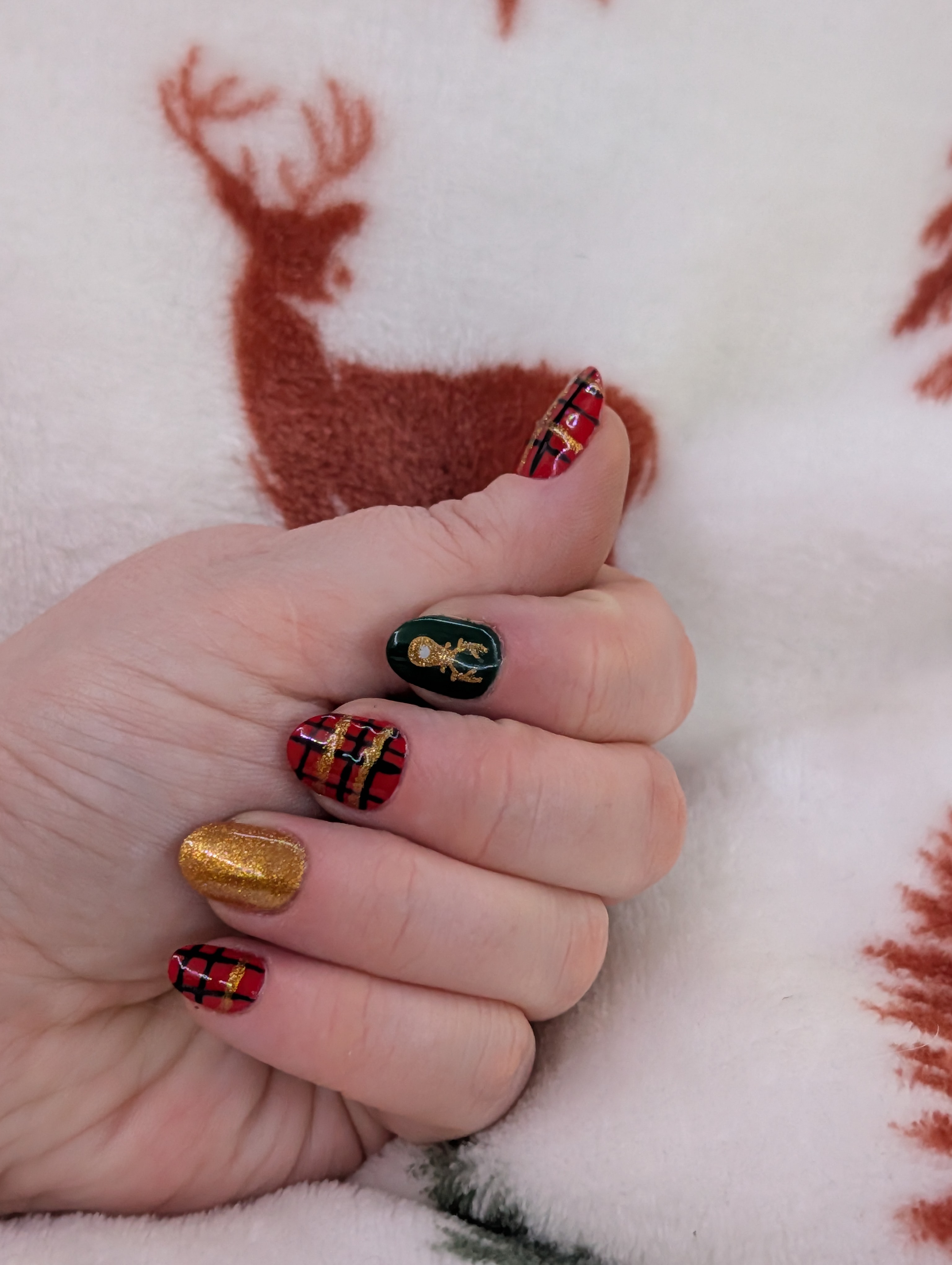 Ongles noel avec plaid